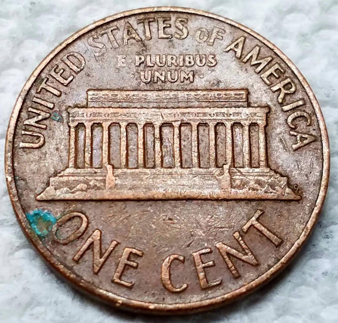 1967-P-Lincoln-Letters-In-Of-In-God-We-Trust-Over-The-Edge-On-The-Obverse?